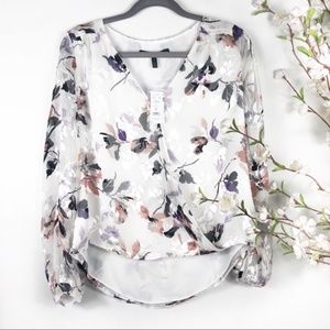 Lovely EUC WHBM floral burnout blouse sz 0